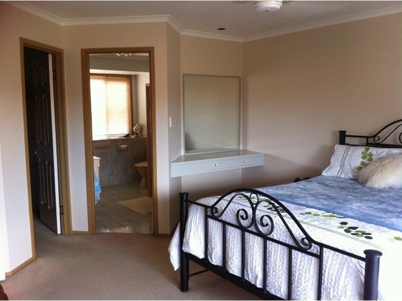 7  Lalina Street, Middle Park QLD 4074