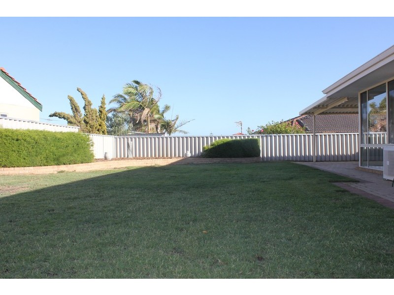 6 Gretna Court, Kinross WA 6028