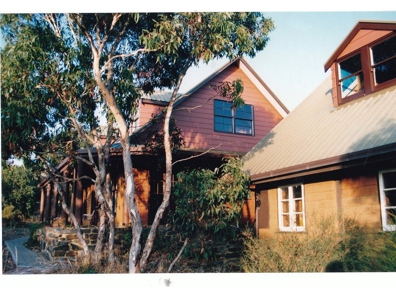 20 Dene Avenue, Victor Harbor SA 5211