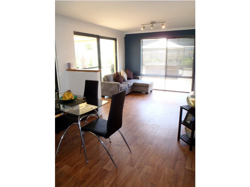 8  Snowdonia Link, Merriwa WA 6030