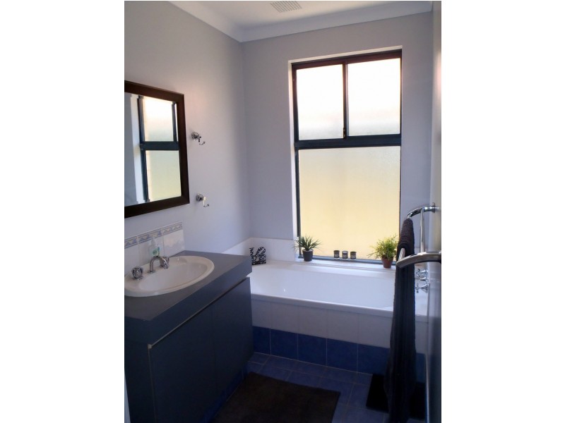 8  Snowdonia Link, Merriwa WA 6030