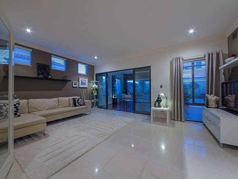 4 Dakota Ave, Maylands WA 6051