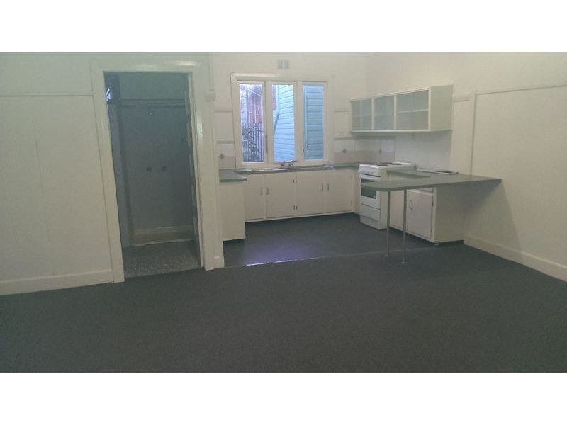 9  Cathcart St, Lismore NSW 2480