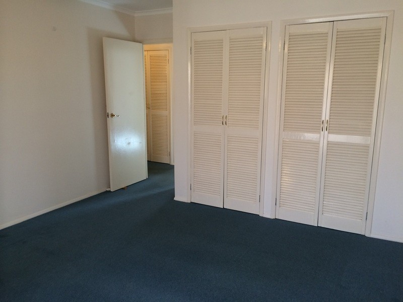 3/12 Errol Avenue, Paradise Point QLD 4216