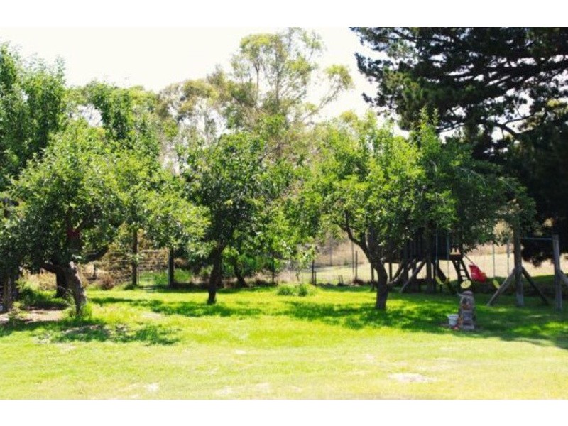 95 Church Rd, Cooma NSW 2630