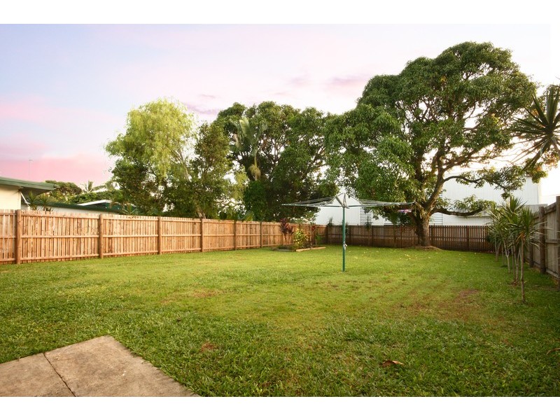 29 Edgar St, Bungalow QLD 4870