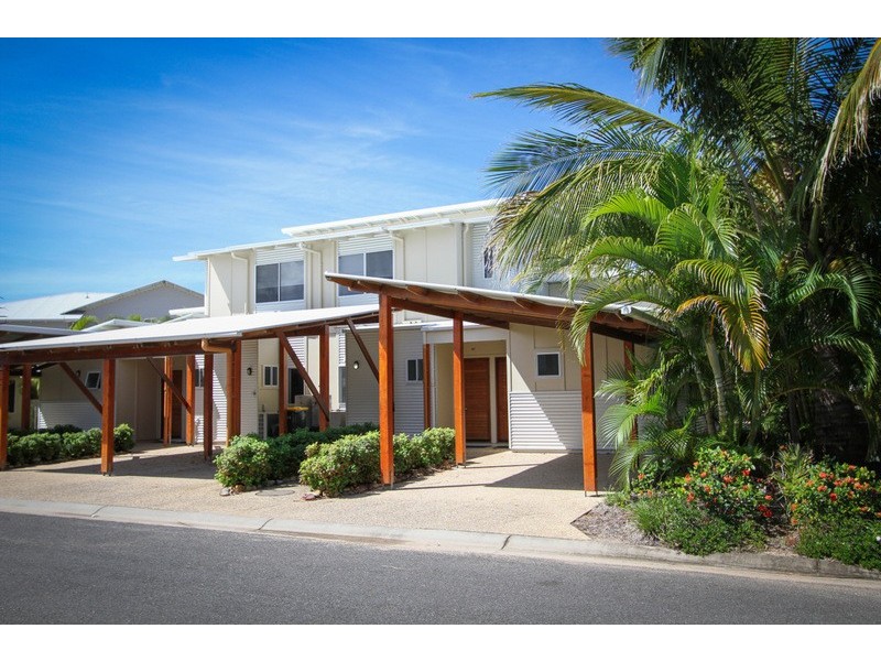 2 Beaches Village Circuit, Agnes Water QLD 4677