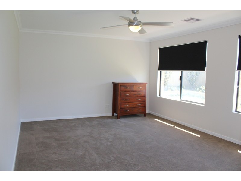 35  Makybe Drive, Baldivis WA 6171