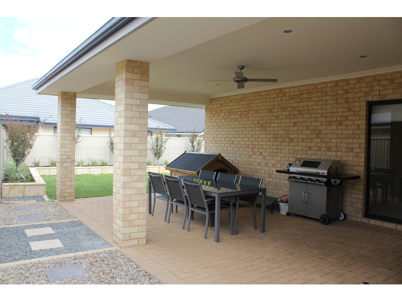 35  Makybe Drive, Baldivis WA 6171
