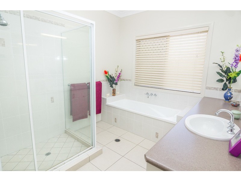 30-32 Rudken Parade, Elimbah QLD 4516