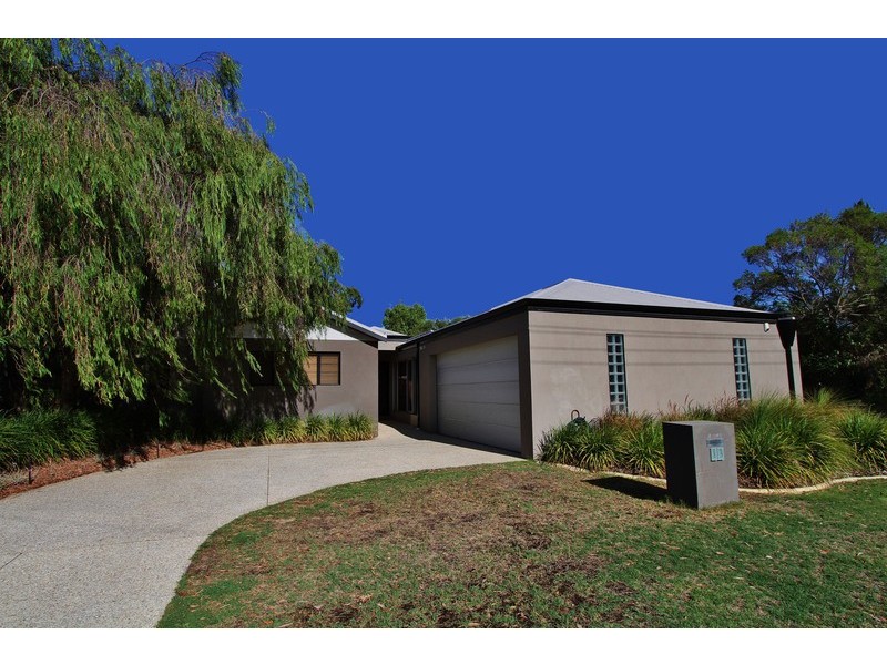 13  Lampard Street, Hamersley WA 6022