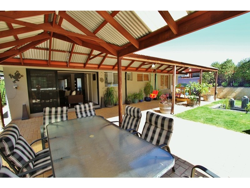 13  Lampard Street, Hamersley WA 6022