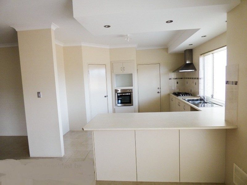 16 Maalak Turn, Dalyellup WA 6230