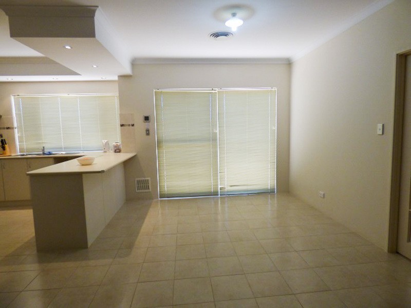 16 Maalak Turn, Dalyellup WA 6230