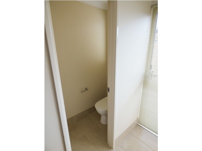 16 Maalak Turn, Dalyellup WA 6230