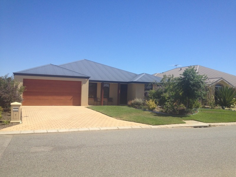 7 Cottesloe Crescent, Secret Harbour WA 6173