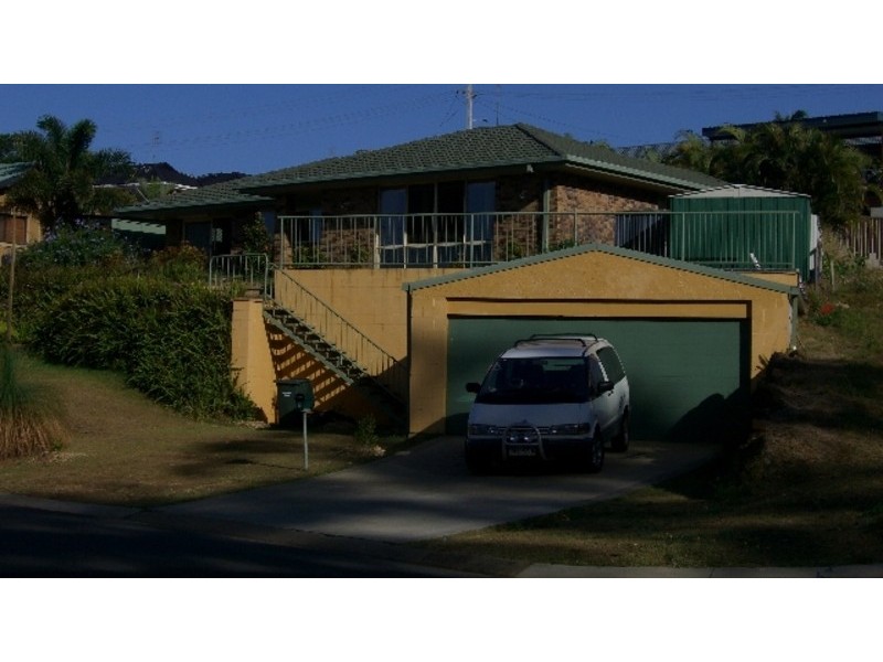 7 Martinelli Avenue, Banora Point NSW 2486