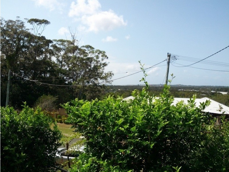7 Martinelli Avenue, Banora Point NSW 2486