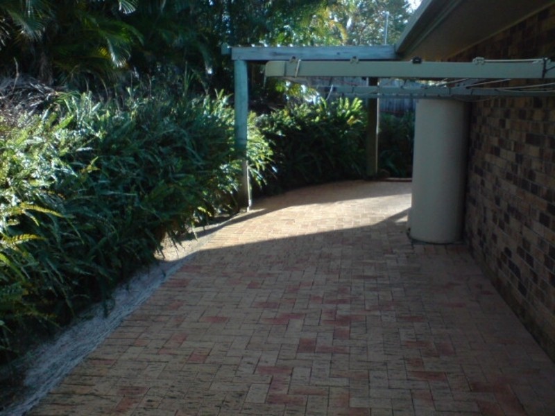 7 Martinelli Avenue, Banora Point NSW 2486
