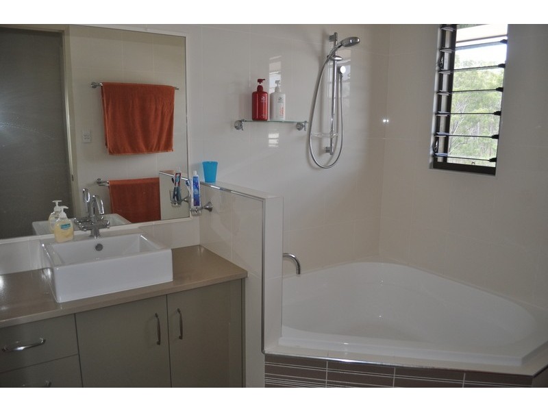 66 Luana Cresent, Burua QLD 4680
