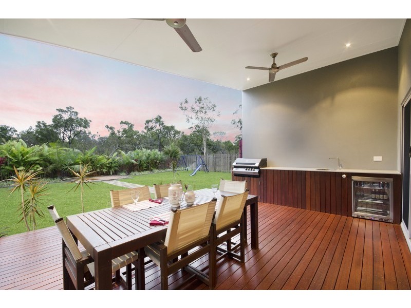 24 Mallorca Circuit, Burdell QLD 4818