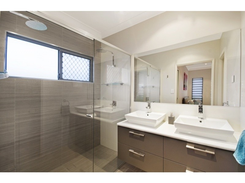 24 Mallorca Circuit, Burdell QLD 4818