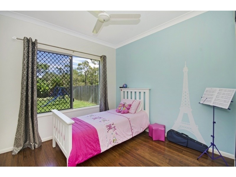 24 Mallorca Circuit, Burdell QLD 4818
