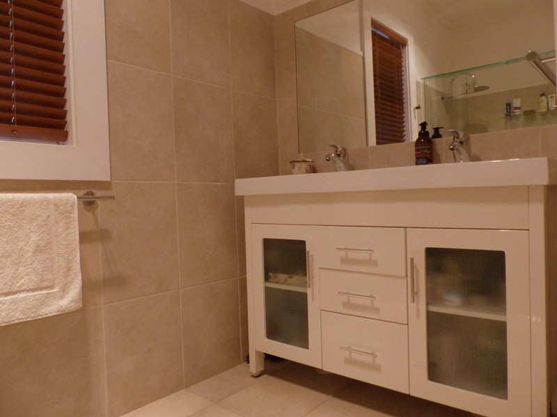 11 Lowani Ct, Richmond Hill NSW 2480