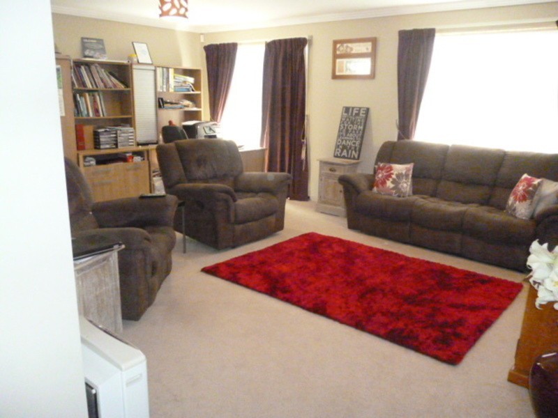 21  Christiana CL, West Nowra NSW 2541