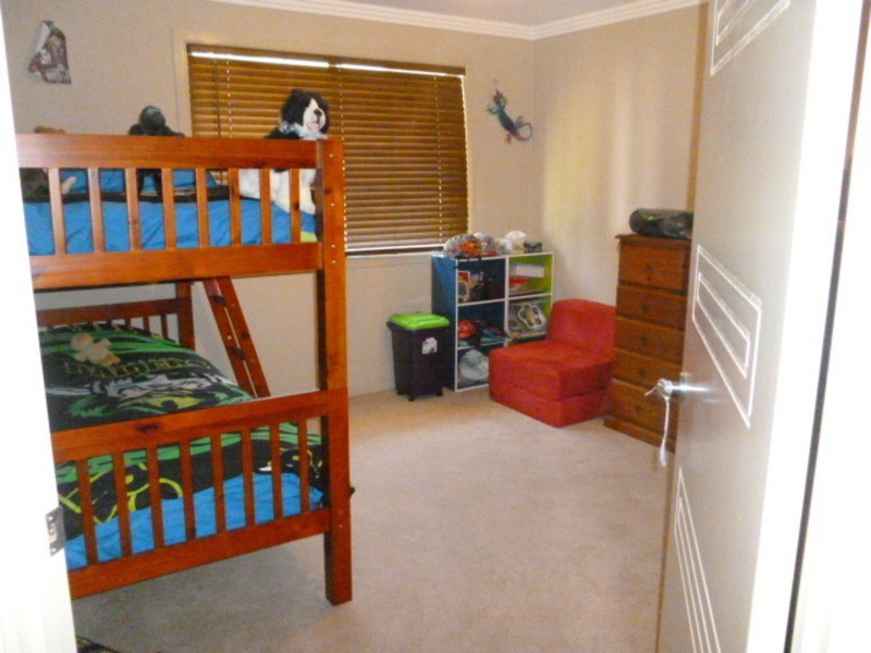 21  Christiana CL, West Nowra NSW 2541