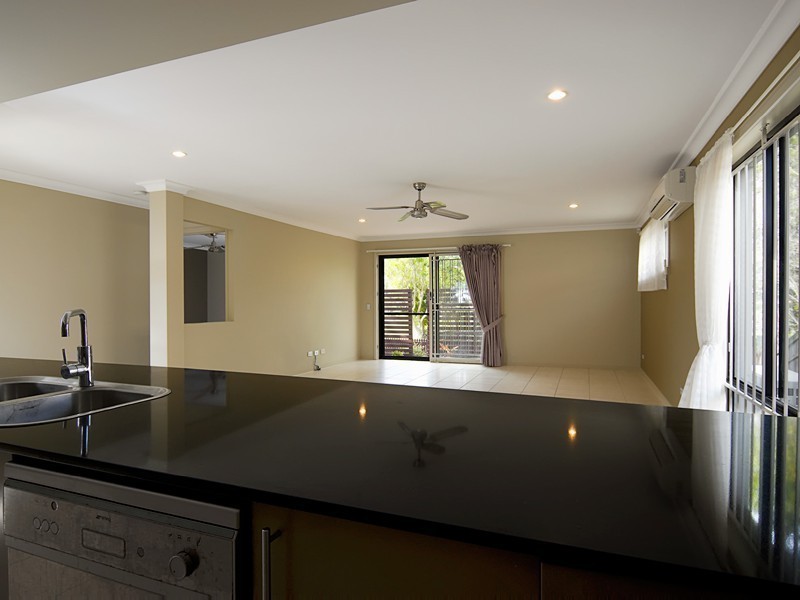 110 Didbrook St, Robertson QLD 4109