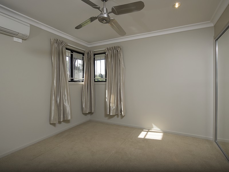 110 Didbrook St, Robertson QLD 4109