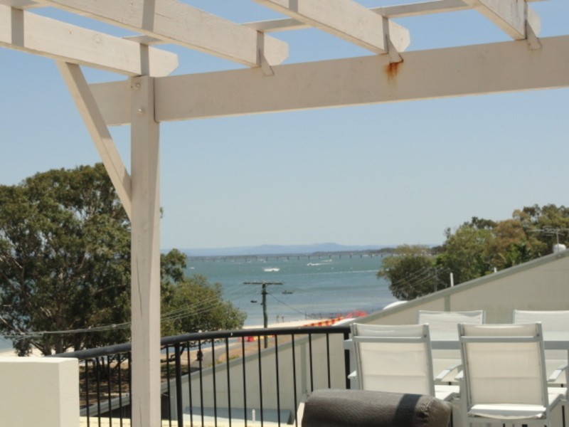 8/27 South Esplanade, Bongaree QLD 4507