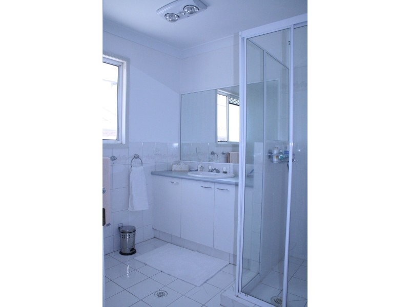 23/20 Huth Street, Labrador QLD 4215