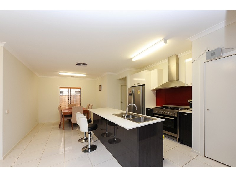 62 Australis Drive, Williams Landing VIC 3027