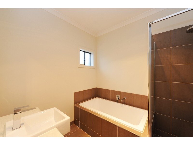 62 Australis Drive, Williams Landing VIC 3027