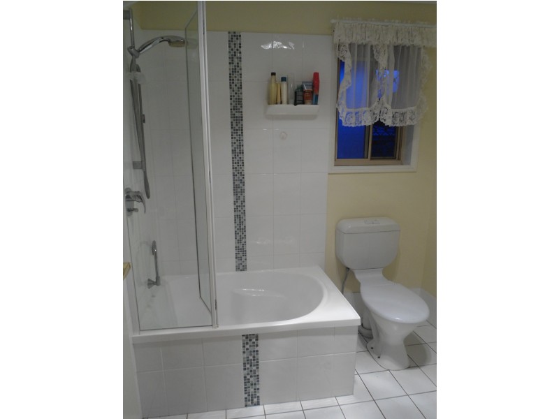 30 Chantilly Cres, Beerwah QLD 4519