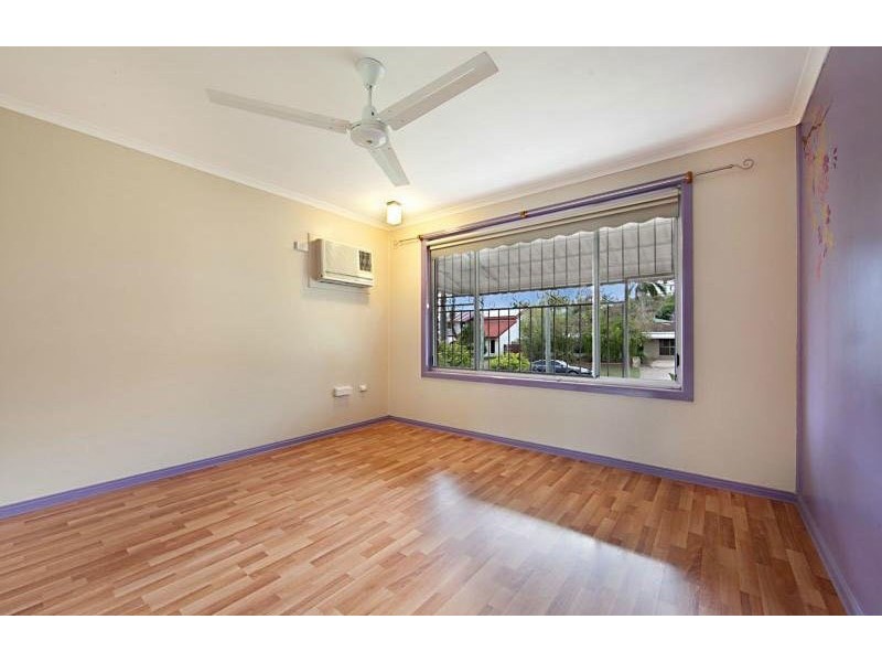 9 High Vista Drive, Mount Louisa QLD 4814