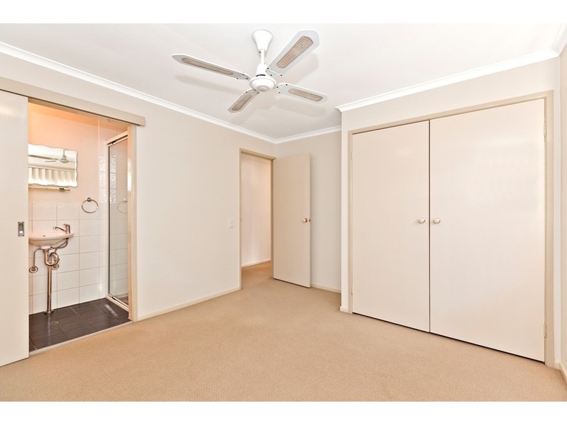 4 Springfield Crescent, Daisy Hill QLD 4127