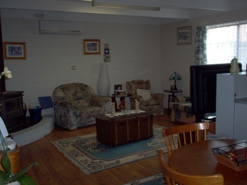 2 Cunninghame Street, Lakes Entrance VIC 3909