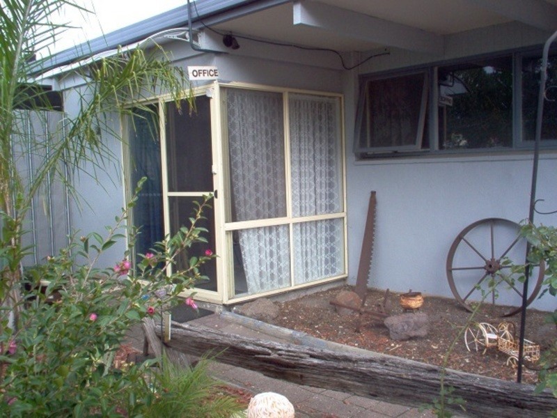 2 Cunninghame Street, Lakes Entrance VIC 3909