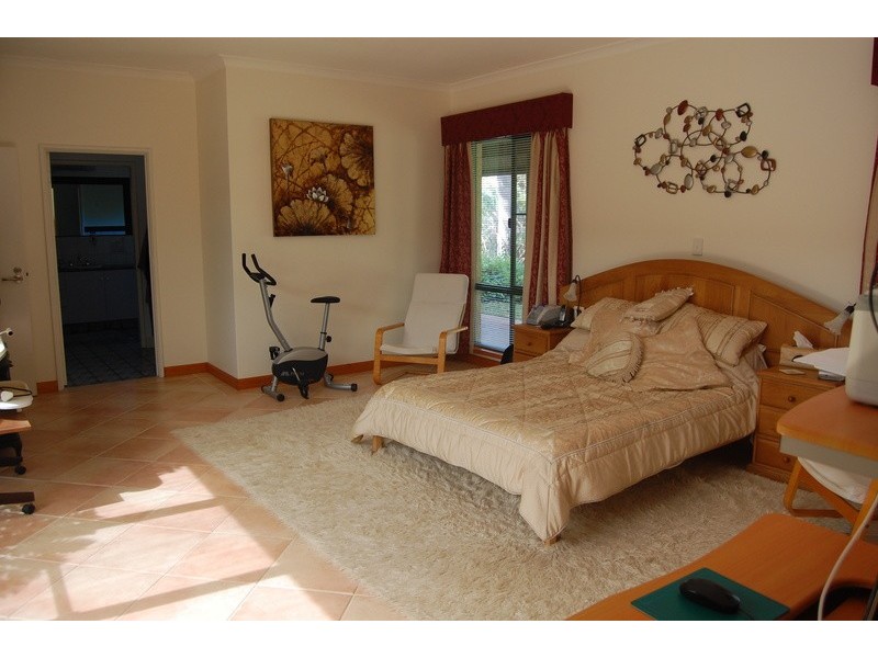 28 Shipwright Avenue, Wellard WA 6170