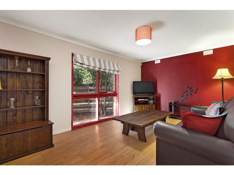 6/7 Deidre Court, Airport West VIC 3042