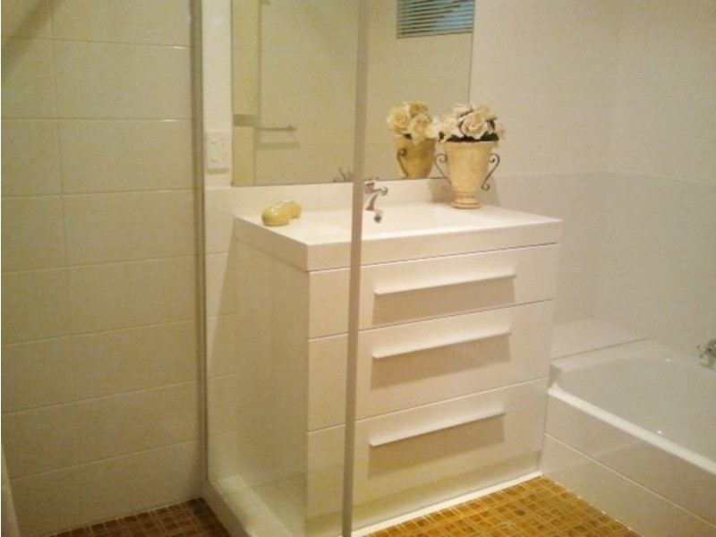 32 Blanchard Rd, Swan View WA 6056