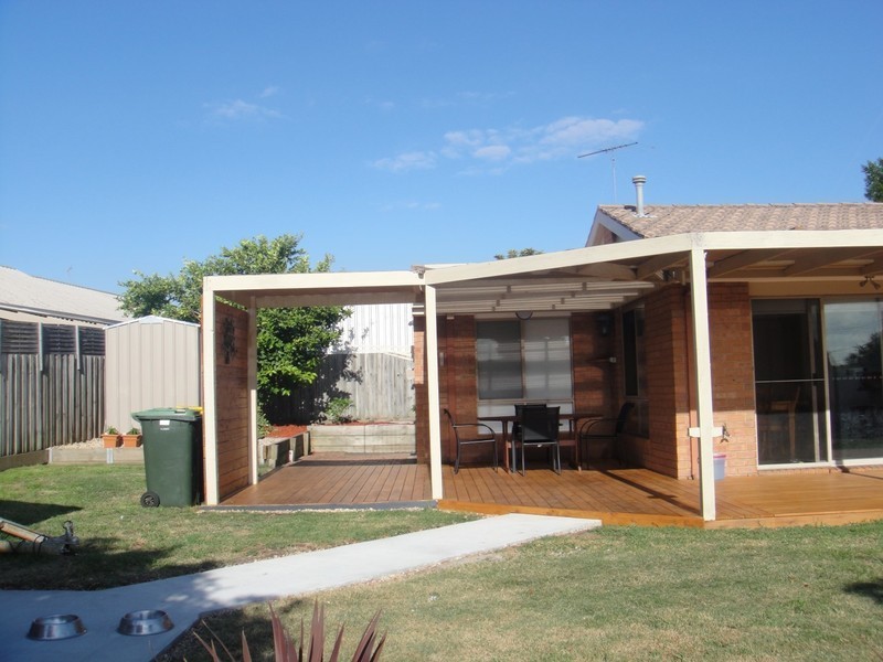 27 Warrawee Road, Leopold VIC 3224