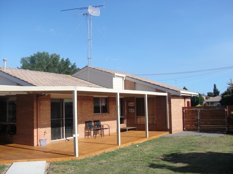 27 Warrawee Road, Leopold VIC 3224