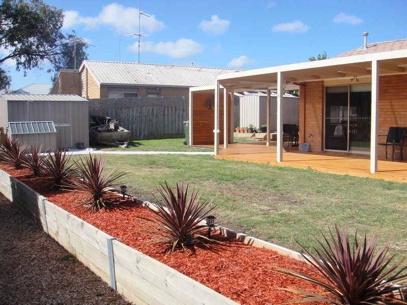 27 Warrawee Road, Leopold VIC 3224