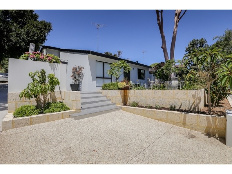 42A Buxton Road, Wembley Downs WA 6019