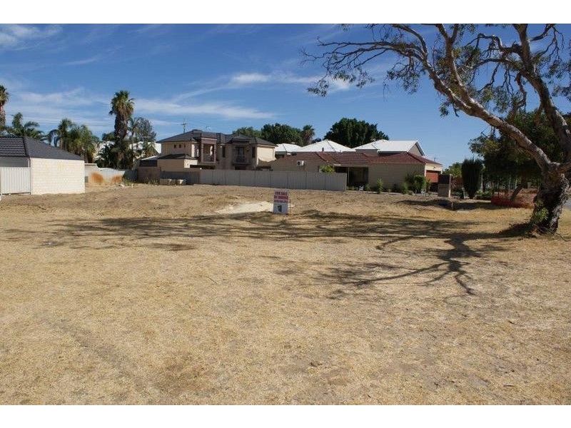 3 Hertha Place, Innaloo WA 6018