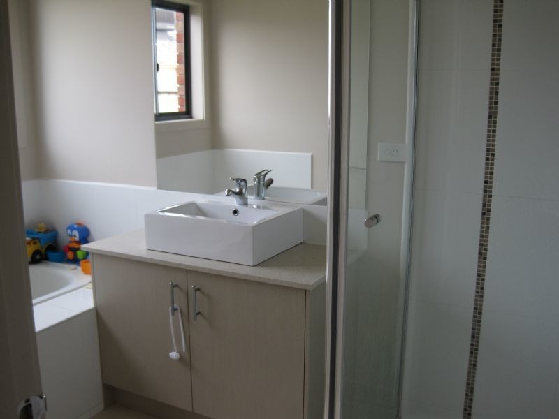 30 Red Gum Circuit, Pakenham VIC 3810